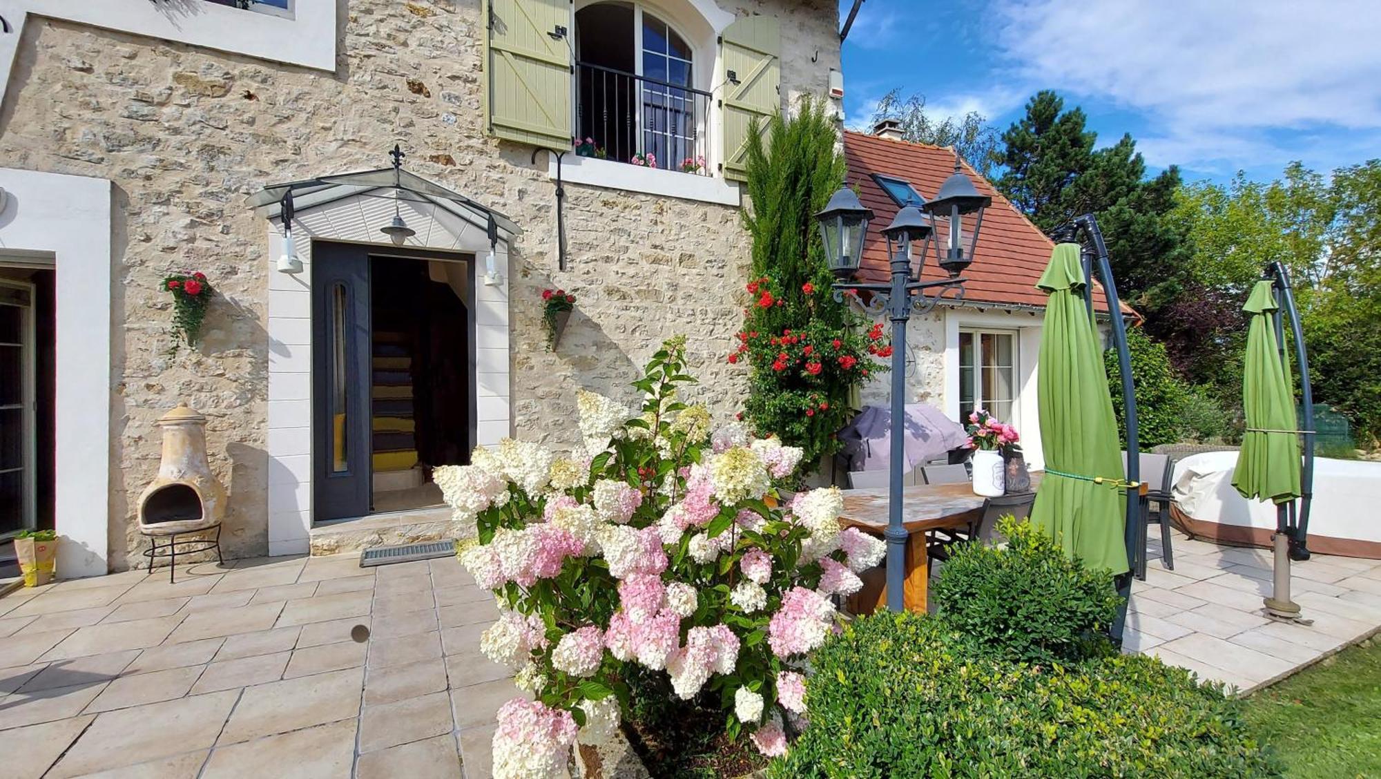 La Bergerie-En-Vexin Acomodação com café da manhã Jambville Exterior foto
